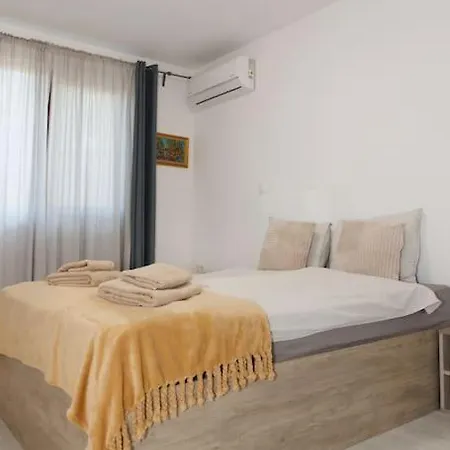 Elit Park Bright & Cozy Apartment Plovdiv